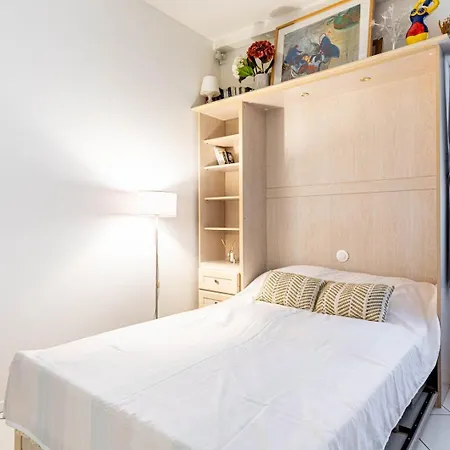 아파트 Guestready - Confortable Au Centre De *